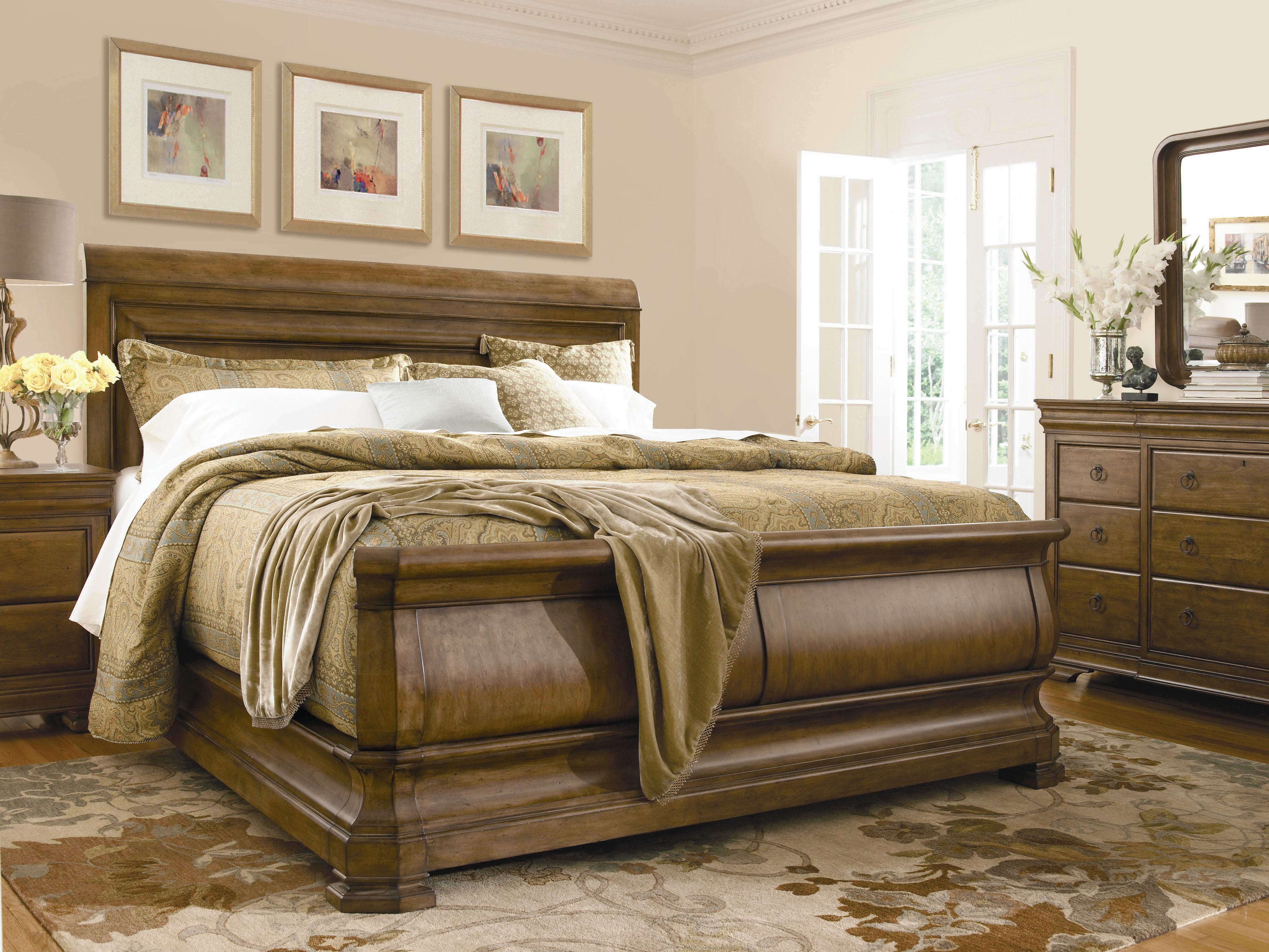Universal New Lou 07176B King Louie P's Sleigh Bed Baer's Furniture